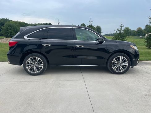 Used 2017 Acura MDX w/ Technology Package AWD/4WD image 1
