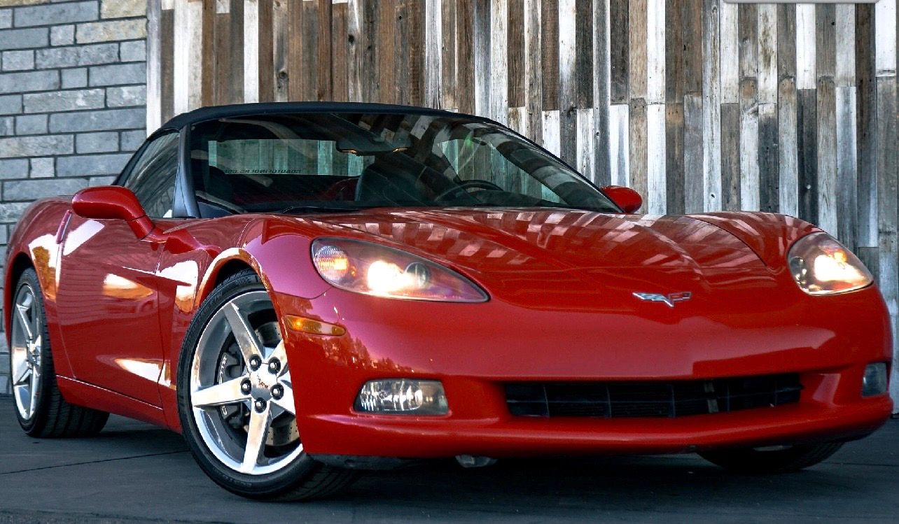 Used 2005 Chevrolet Corvette Convertible w/ Preferred Equipment Group RWD image 1