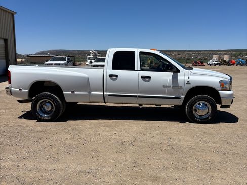 Used 2006 Dodge Ram 3500 Truck SLT w/ Quad Cab Big Horn Value Group AWD/4WD image 8