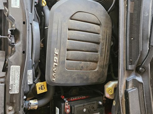 Used 2013 Dodge Grand Caravan SXT w/ Security Group image 15