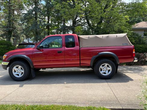 Used 2004 Toyota Tacoma 4x4 Xtracab image 6