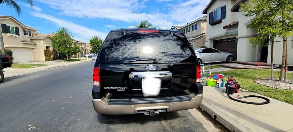 Used 2004 Ford Expedition Eddie Bauer RWD image 4