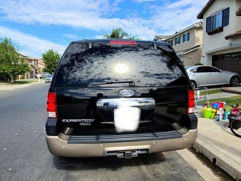 Used 2004 Ford Expedition Eddie Bauer image 4