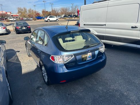 Used 2010 Subaru Impreza 2.5i Premium image 4