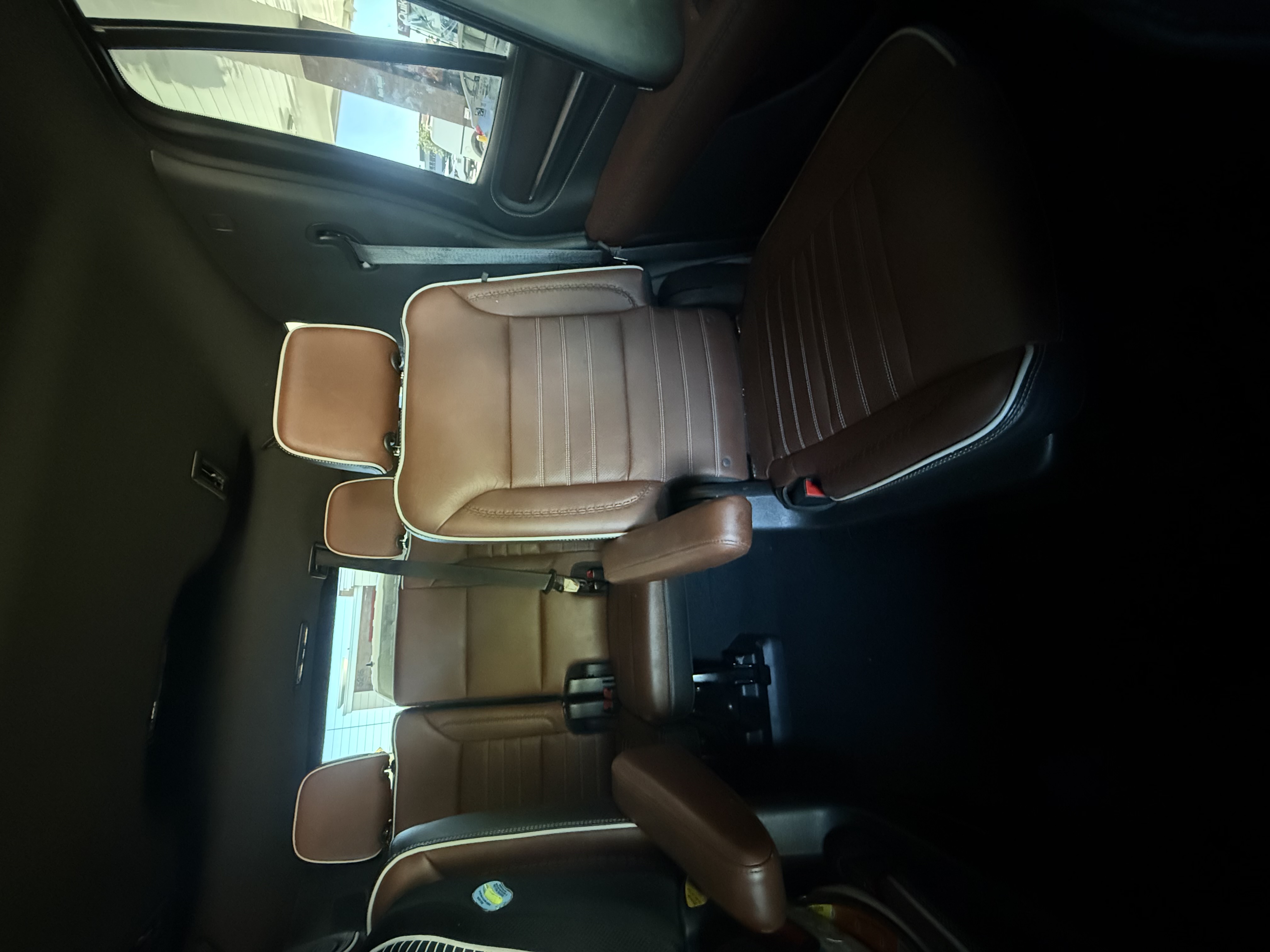 Used 2023 GMC Yukon Denali Ultimate AWD/4WD image 13