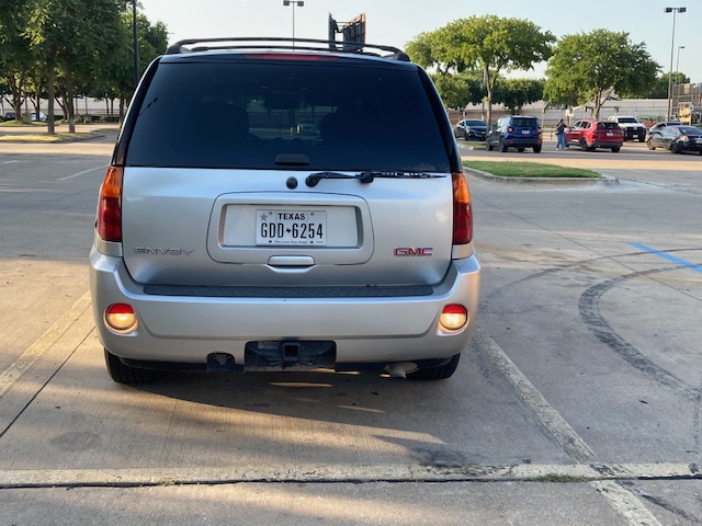 Used 2006 GMC Envoy Denali AWD/4WD image 4