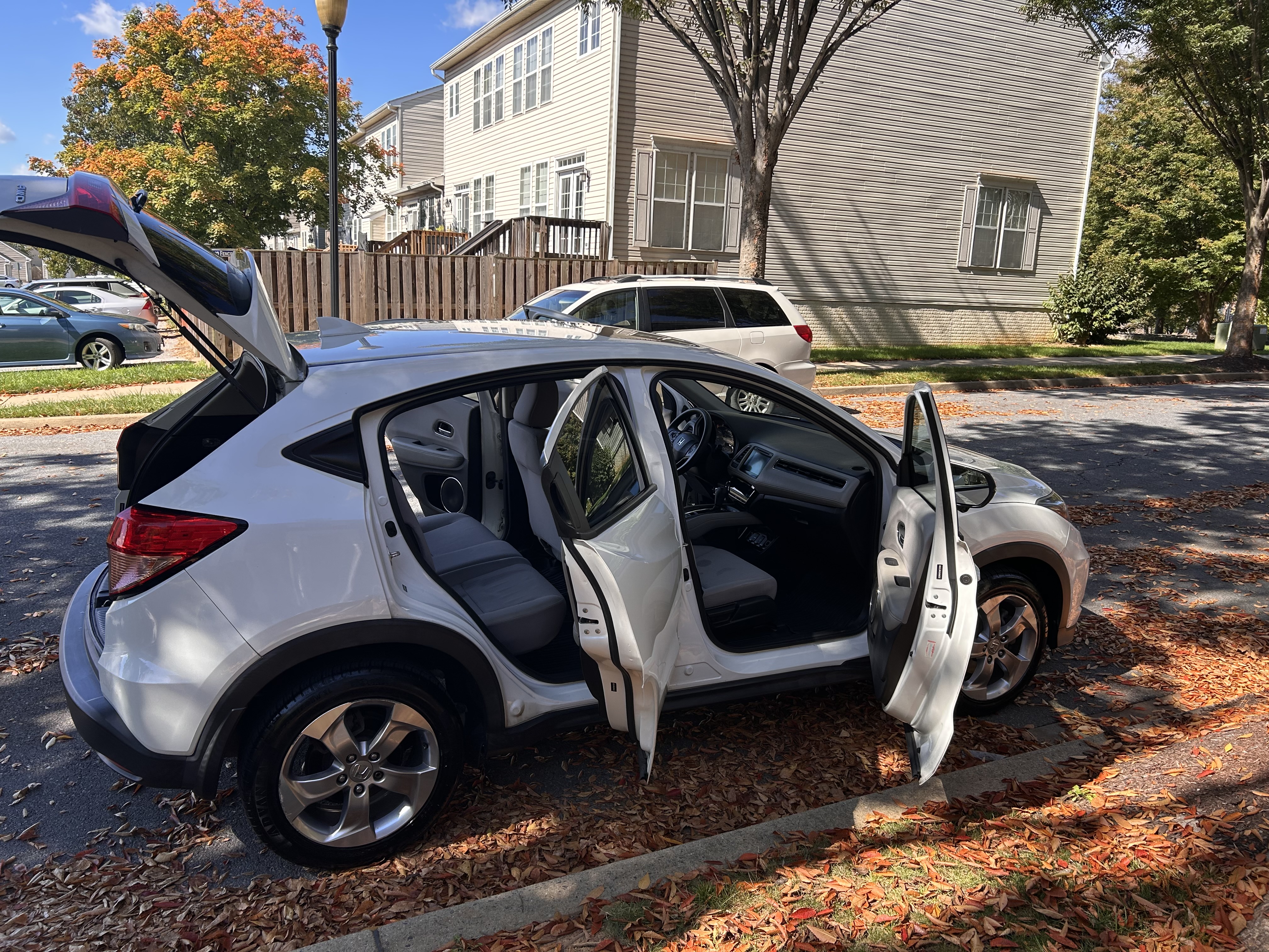 Used 2017 Honda HR-V EX image 13