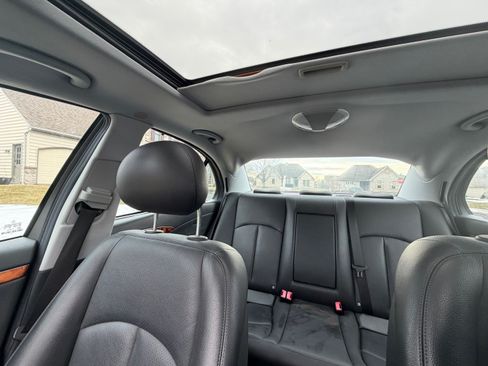 Used 2006 Mercedes-Benz E 350 4MATIC Sedan image 9