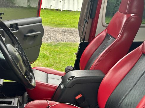 Used 2005 Jeep Wrangler Unlimited image 5