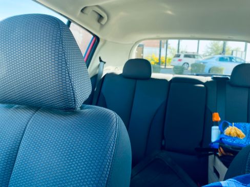 Used 2009 Nissan Versa 1.8 S w/ Sport Pkg image 12