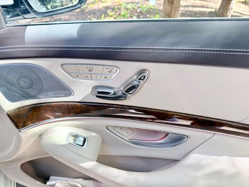 Used 2015 Mercedes-Benz S 550 S 550 4MATIC Sedan 4D image 12