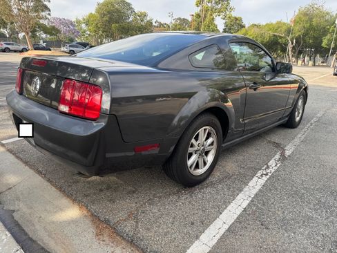Used 2008 Ford Mustang Coupe RWD image 10