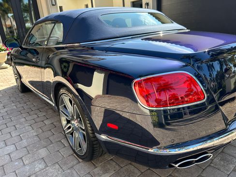 Used 2017 Bentley Continental GT image 6