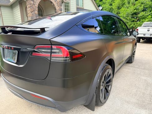 Used 2022 Tesla Model X Plaid AWD/4WD image 4