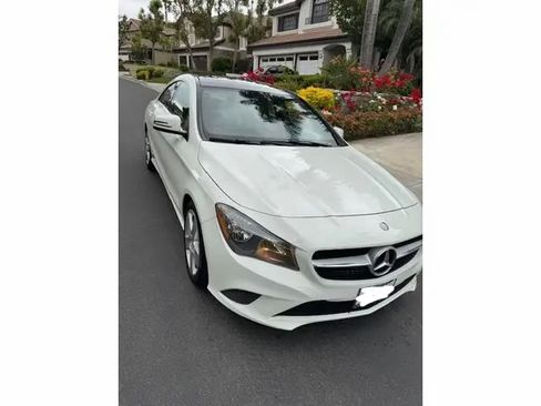 Used 2015 Mercedes-Benz CLA 250 image 1