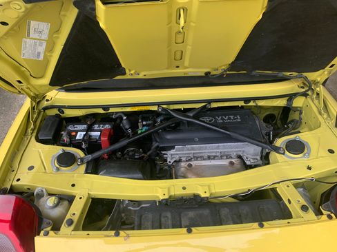 Used 2002 Toyota MR2 image 9