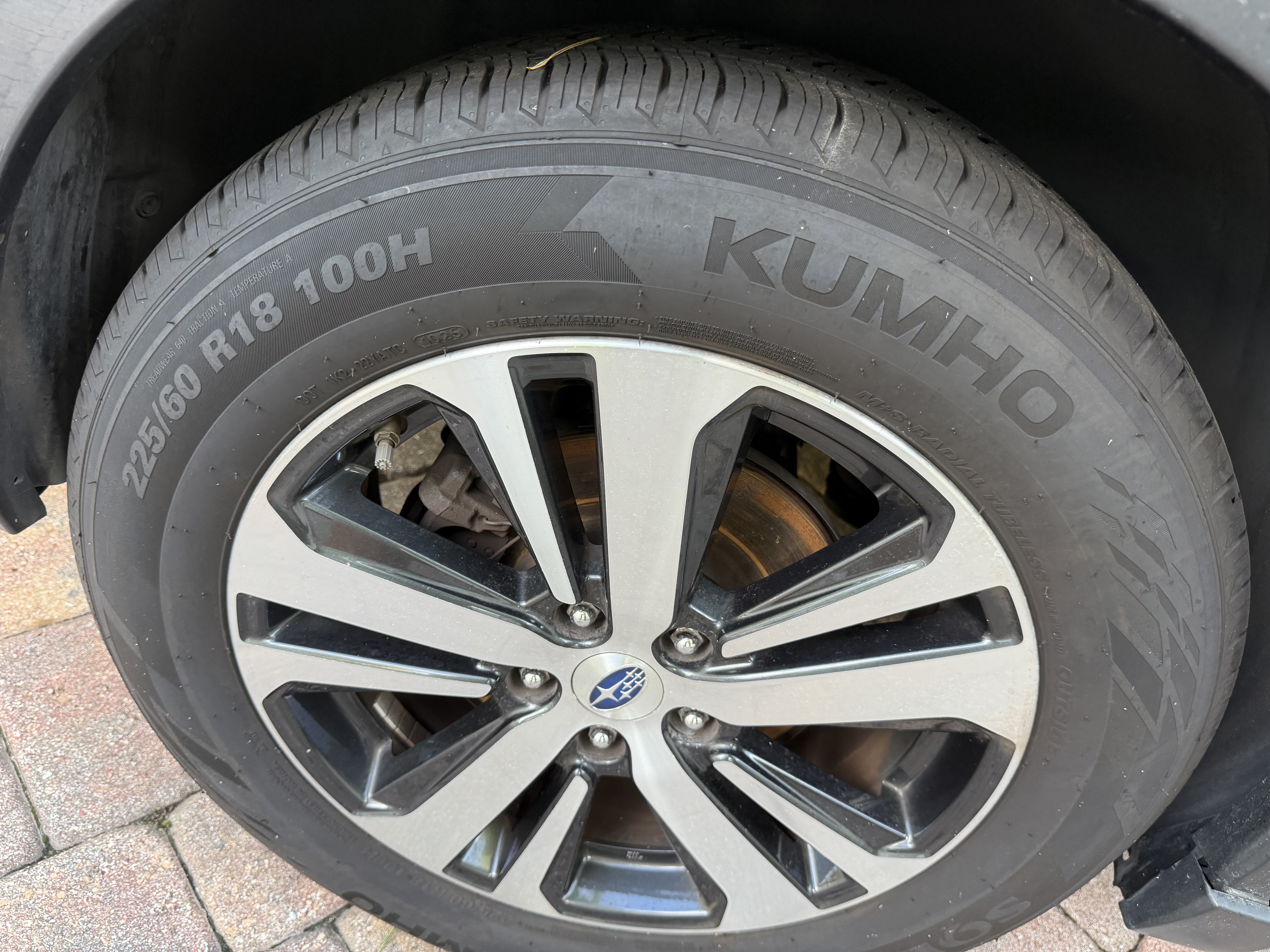 Used 2019 Subaru Outback 2.5i Limited AWD/4WD image 6