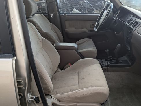 Used 2002 Toyota 4Runner SR5 image 17