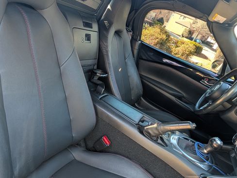 Used 2016 MAZDA MX-5 Miata Grand Touring image 11