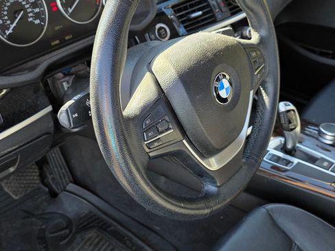 Used 2017 BMW X3 sDrive28i image 2