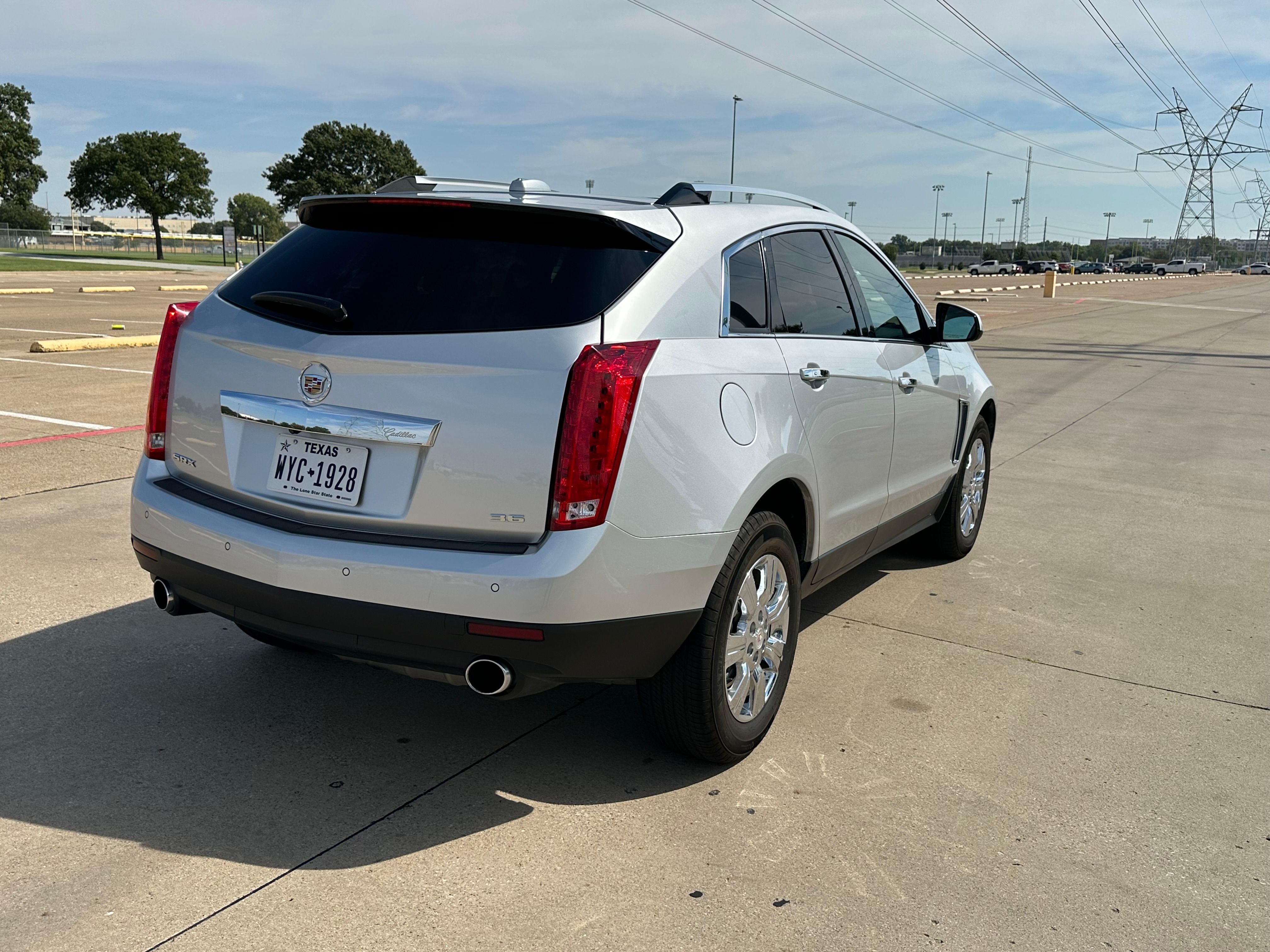 Used 2016 Cadillac SRX Luxury FWD image 23