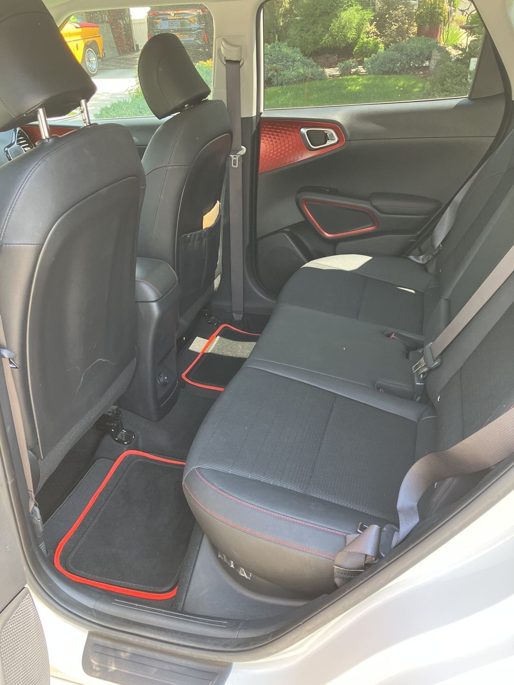 Used 2021 Kia Soul Turbo FWD image 6
