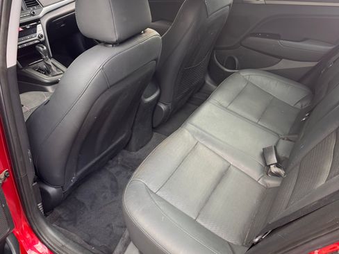 Used 2017 Hyundai Elantra Limited w/ Limited Ultimate Package 05 FWD image 6
