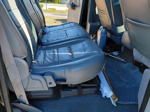 Used 2005 Ford F250 Lariat image 16