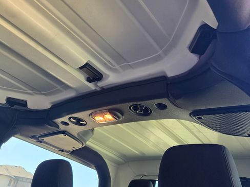 Used 2018 Jeep Wrangler Sport image 20