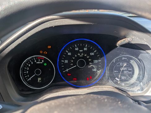 Used 2016 Honda HR-V LX image 7