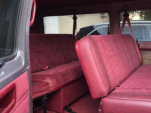 Used 1995 Dodge B2500 Van image 5