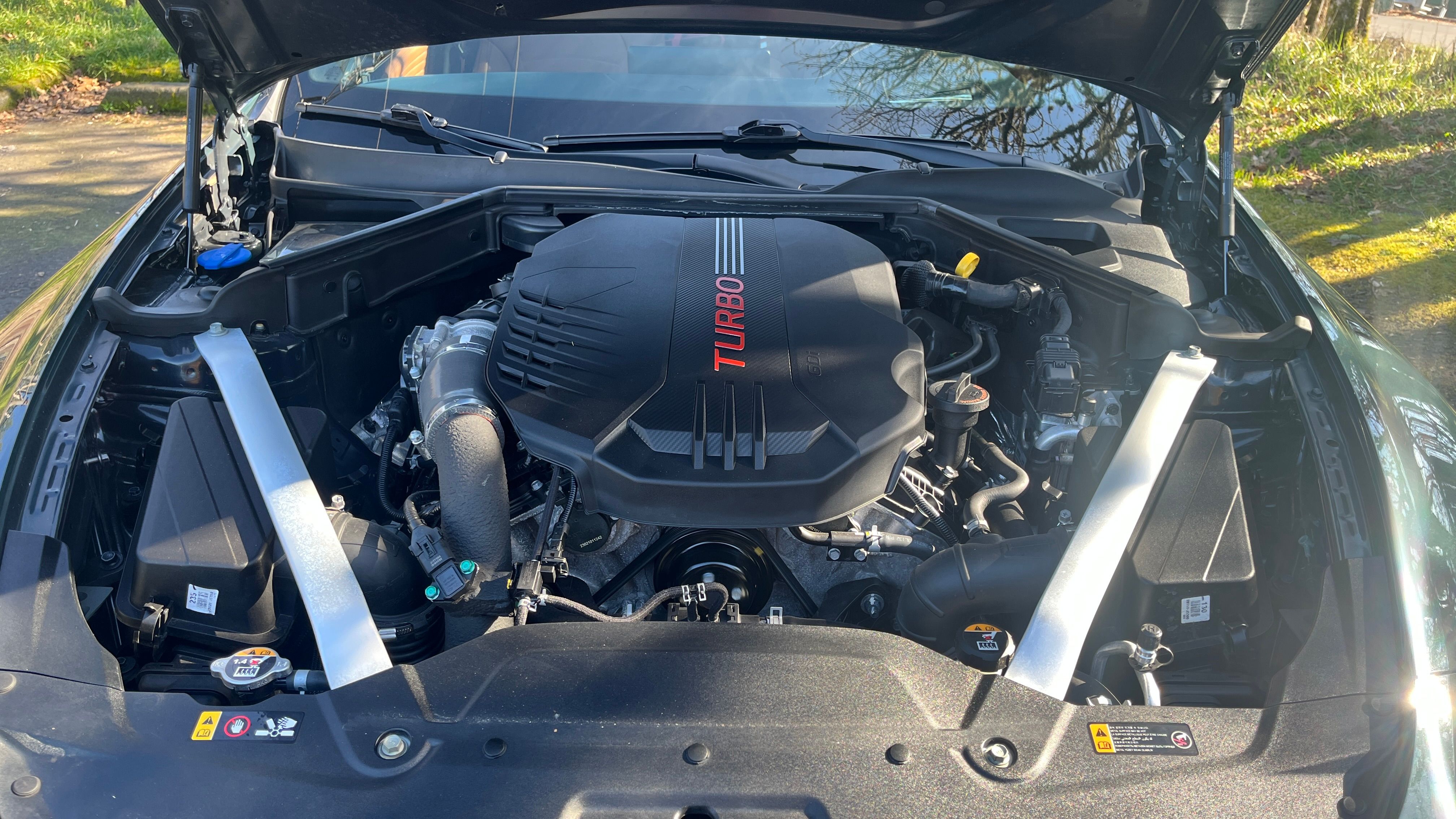Used 2023 Kia Stinger GT2 w/ Option Group 020 AWD/4WD image 19