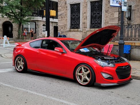 Used 2013 Hyundai Genesis 3.8 image 23