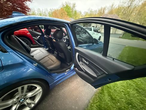 Used 2014 BMW 335i Sedan RWD image 9