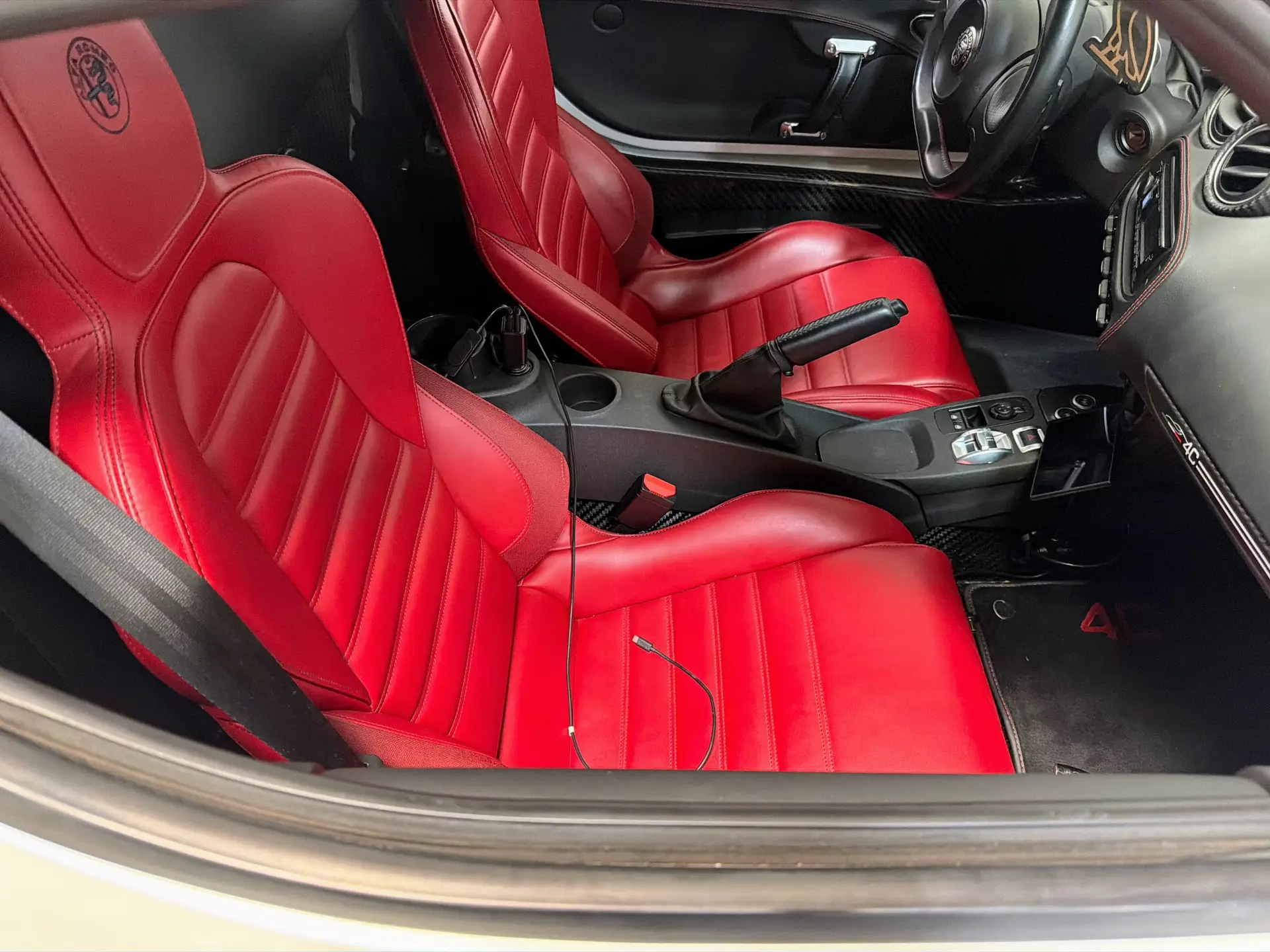 Used 2018 Alfa Romeo 4C Coupe w/ Coupe Track Package 1 RWD image 23