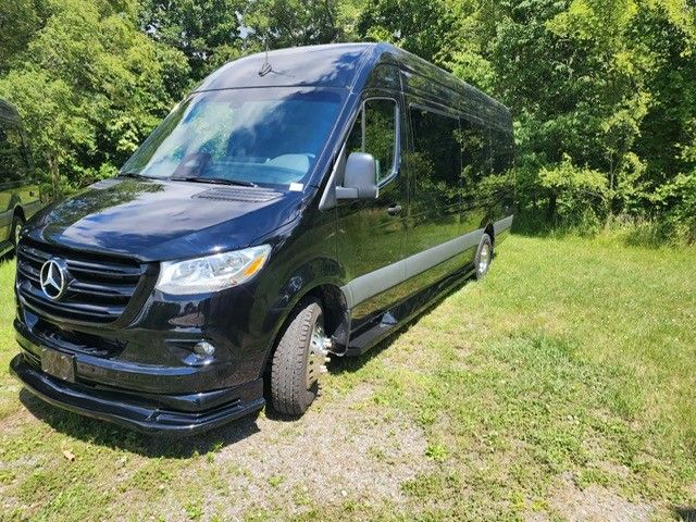 Used 2026 Mercedes-Benz Sprinter 3500 image 1