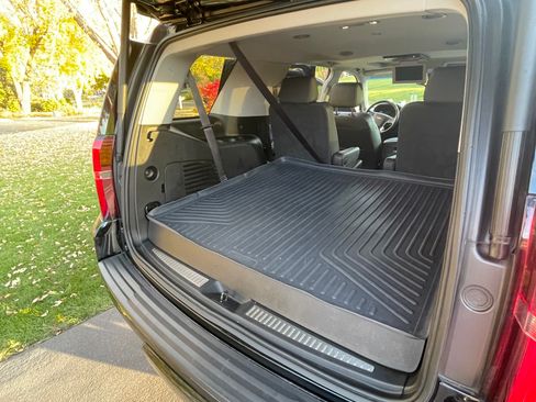 Used 2018 Chevrolet Tahoe Premier image 12