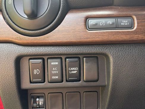 Used 2016 Nissan Titan Platinum Reserve AWD/4WD image 14