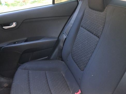 Used 2019 Kia Rio LX image 2