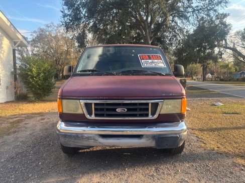 Used 2004 Ford E-350 and Econoline 350 XL image 1