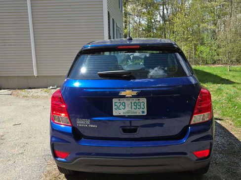 Used 2017 Chevrolet Trax LS AWD/4WD image 10