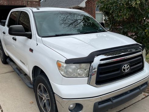 Used 2013 Toyota Tundra 2WD CrewMax w/ SR5 Pkg image 5