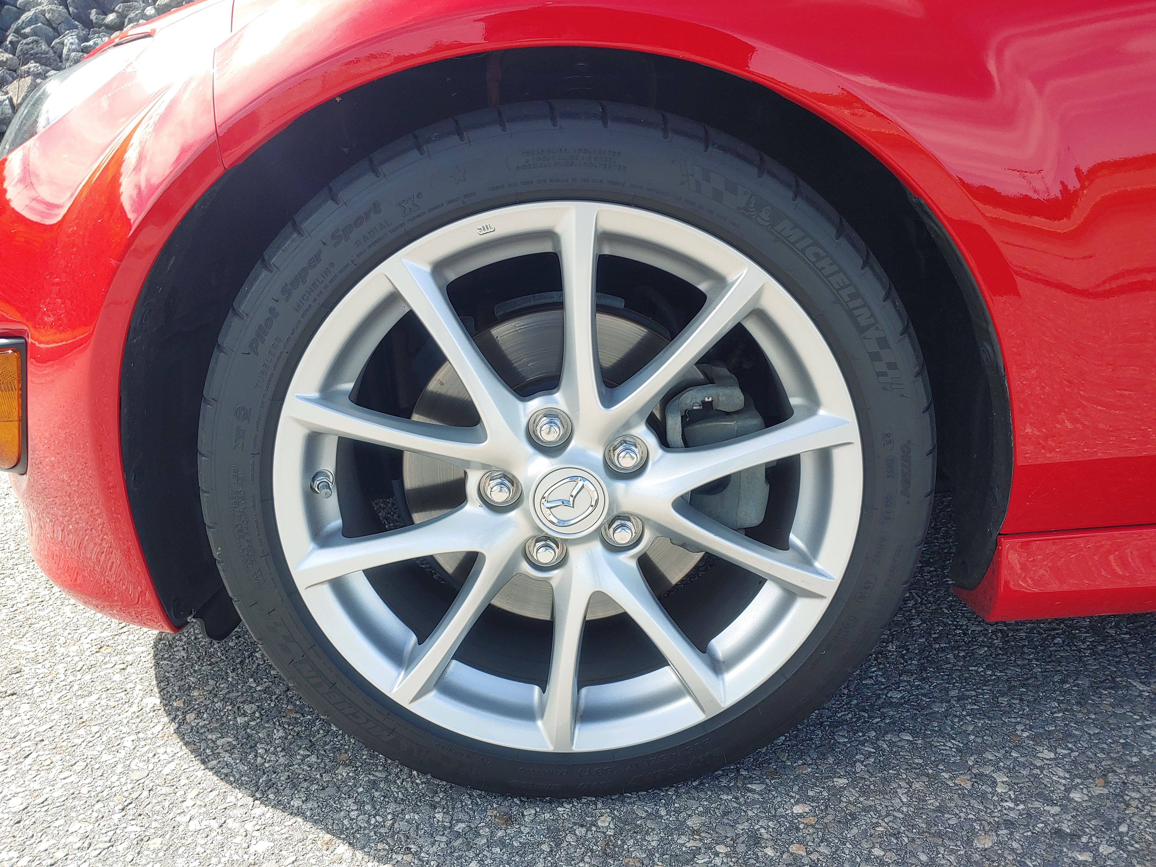 Used 2011 MAZDA MX-5 Miata Touring w/ Suspension Pkg RWD image 9