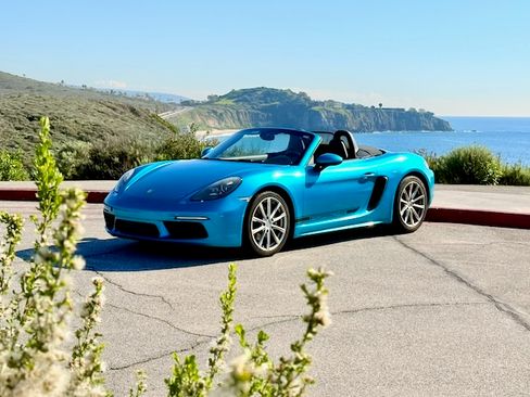 Used 2017 Porsche 718 Boxster image 1
