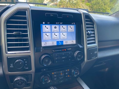 Used 2016 Ford F150 Lariat AWD/4WD image 8