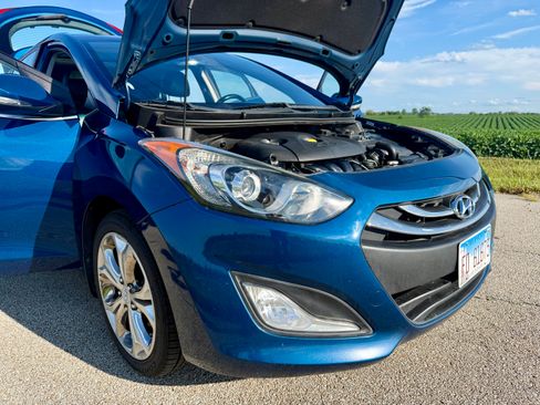 Used 2014 Hyundai Elantra GT w/ Option Group 03 FWD image 8