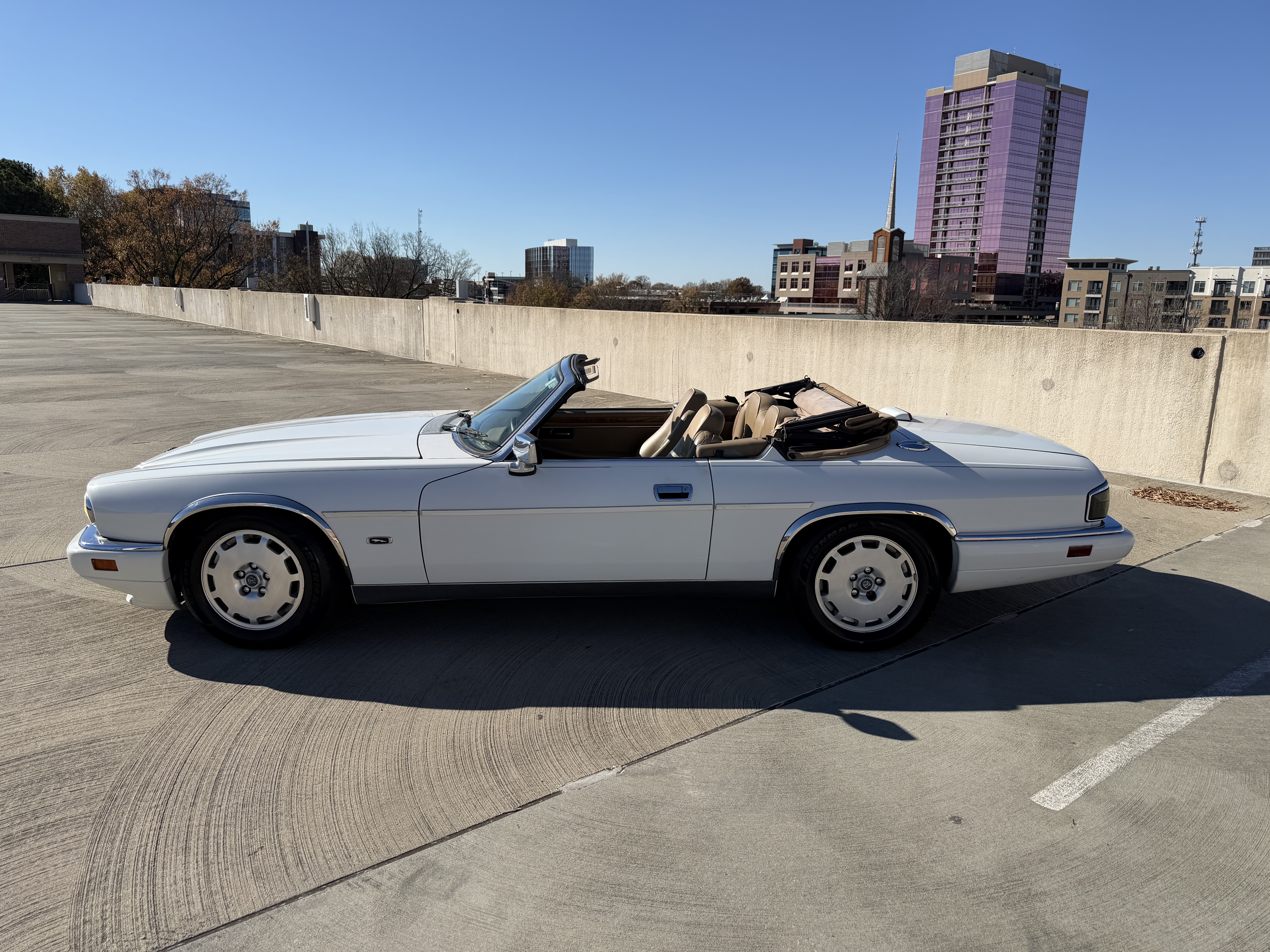 Used 1996 Jaguar XJS 4.0 Convertible RWD image 19