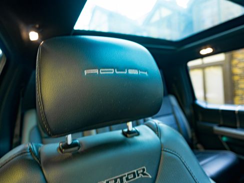 Used 2017 Ford F150 Raptor w/ Equipment Group 802A Luxury image 24