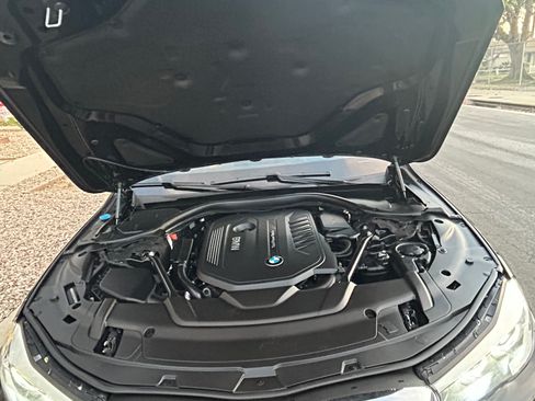 Used 2016 BMW 740i image 12