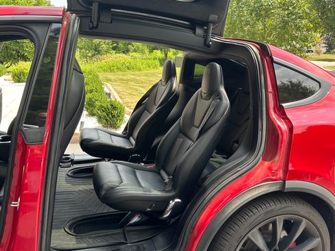 Used 2020 Tesla Model X Performance AWD/4WD image 12